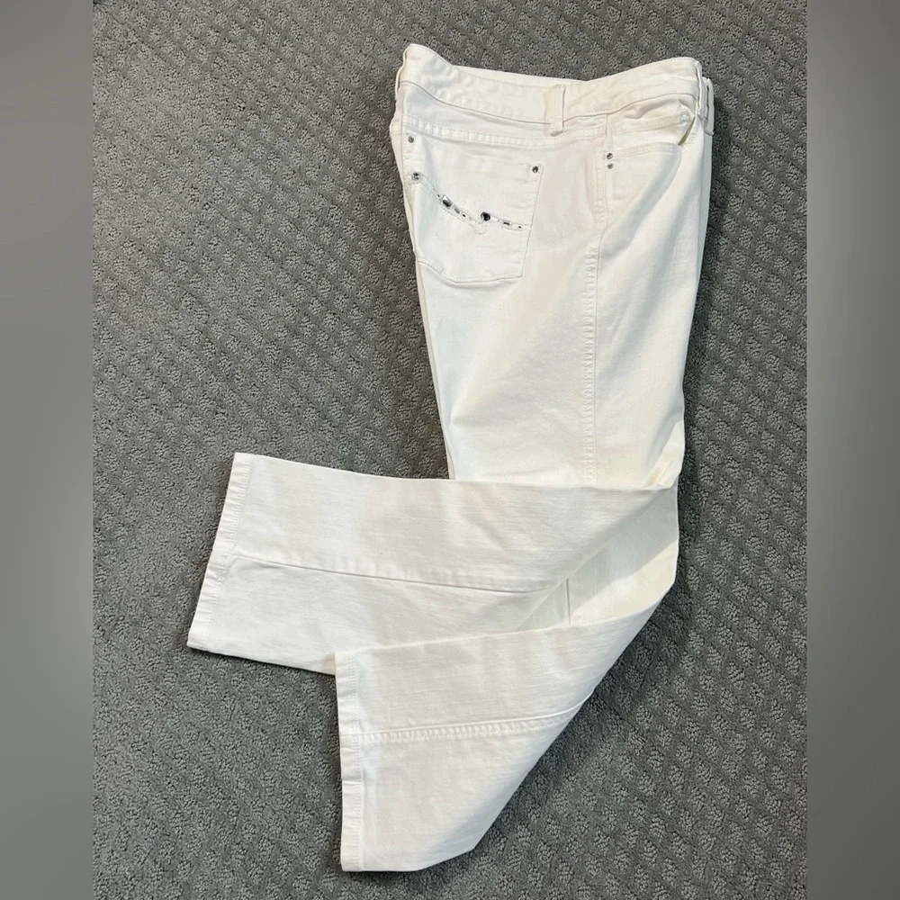 White House Black Market white jeans with jewel stone adorned back pockets - Picture 7 of 9